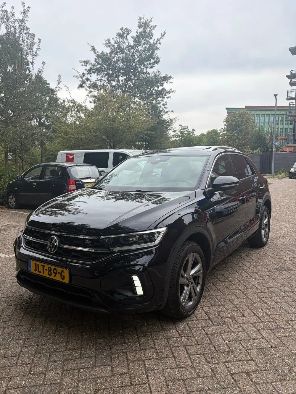 Volkswagen T-Roc R-Line 1.5 TSI 150pk 7-DSG 2022 Zwart uit 2022, foto 8