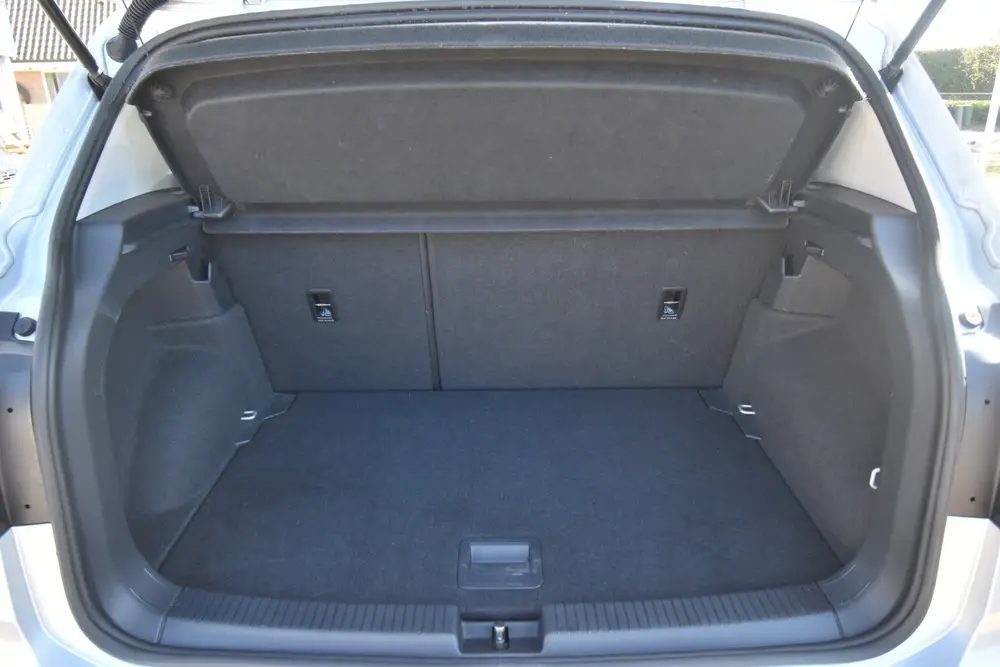 Volkswagen T-Cross 1.0 TSI Life Business , VIRTUAL COCKPIT uit 2021, foto 15