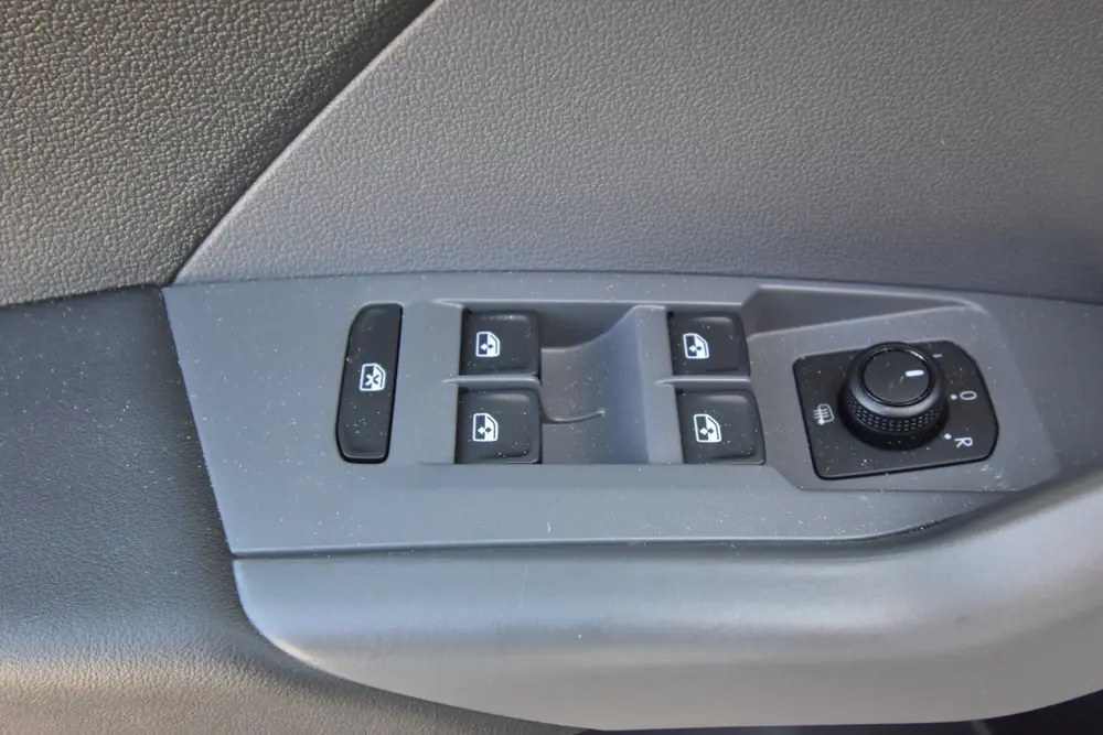 Volkswagen T-Cross 1.0 TSI Life Business , VIRTUAL COCKPIT uit 2021, foto 20