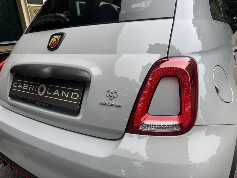 Abarth 595 1.4 T-Jet Competizione 70th Anniversary, Sabelt uit 2020, foto 11