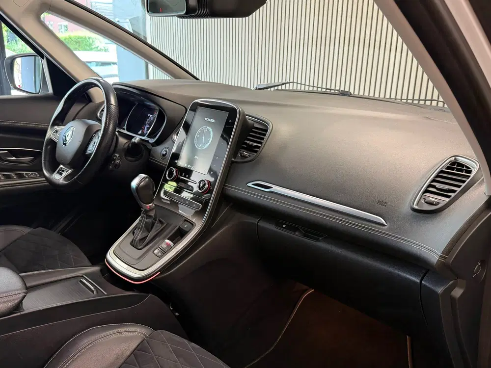 Renault Scenic 1.3 TCe Intens LPG AUT. BLACK EDITION TREK uit 2021, foto 8