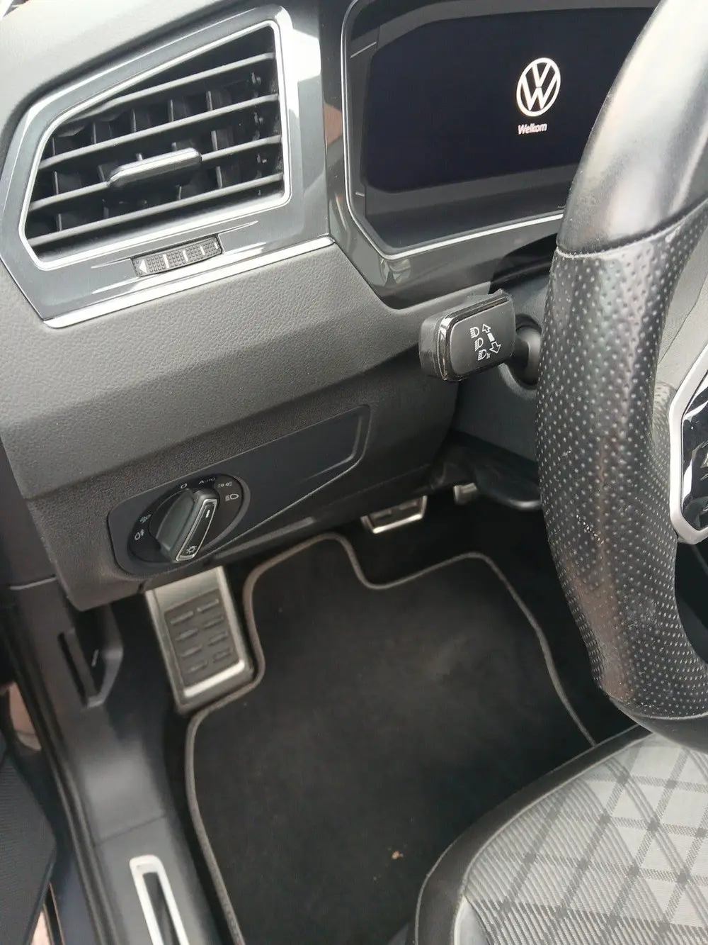 Volkswagen Tiguan 1.5 TSI ACT 150pk DSG 2021 Grijs uit 2021, foto 12