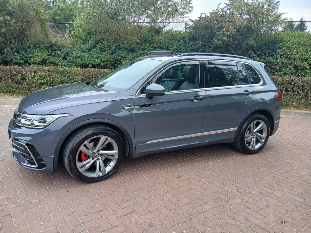 Volkswagen Tiguan 1.5 TSI ACT 150pk DSG 2021 Grijs uit 2021, foto 3