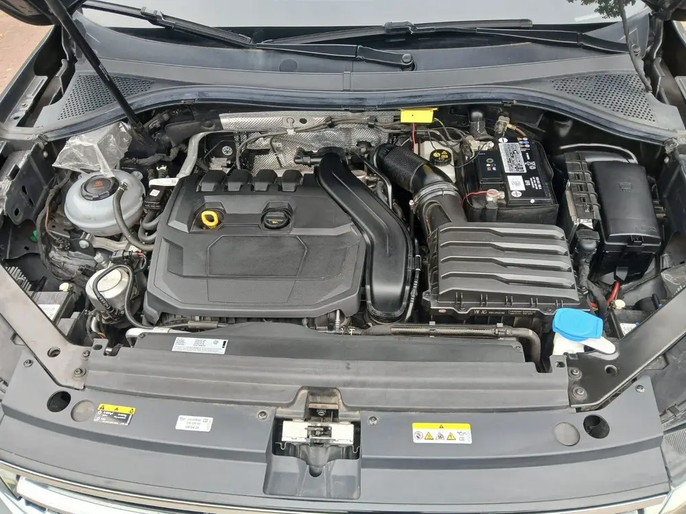 Volkswagen Tiguan 1.5 TSI ACT 150pk DSG 2021 Grijs uit 2021, foto 4