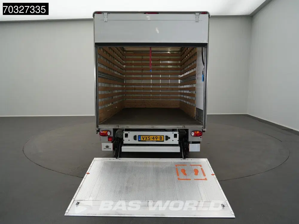 Volkswagen Crafter Automaat Laadklep Zijdeur Bakwagen uit 2023, foto 8