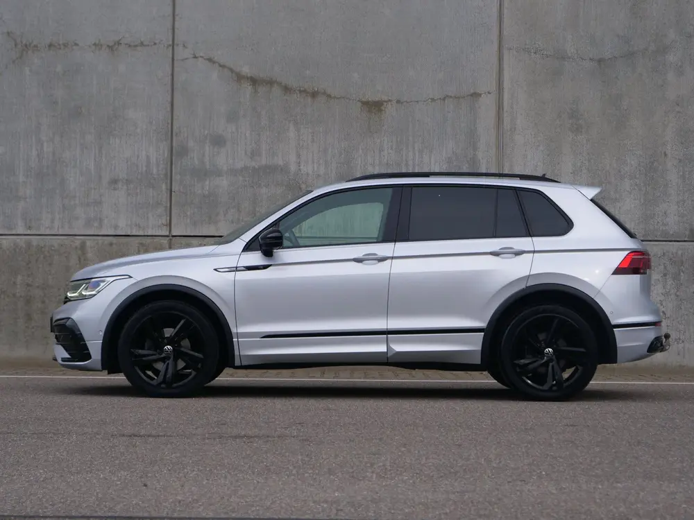 Volkswagen Tiguan 1.5 TSI R-Line | panorama | head-up | Trek uit 2021, foto 17