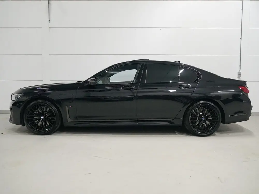 BMW 7-serie 7 Serie 745e M-Sport uit 2022, foto 4