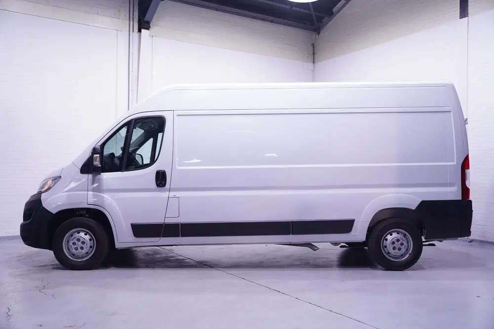 Citroën Jumper Citroen Jumper 2.2 HDI 140 pk L3H2 Navi uit 2021, foto 7