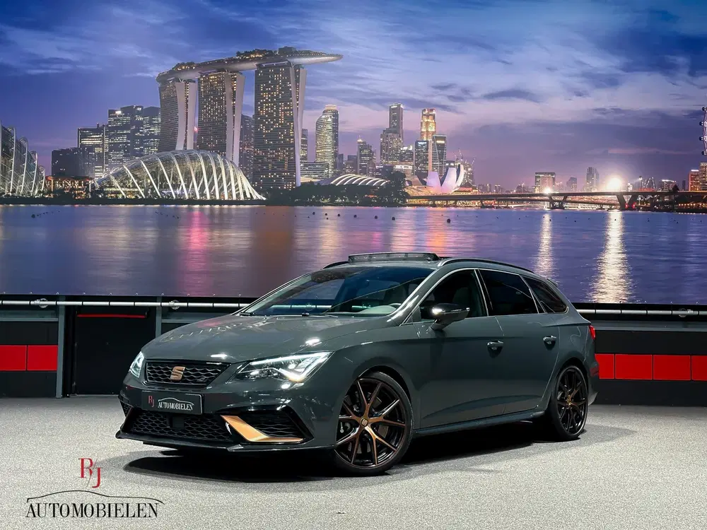 SEAT Leon 2.0 TSI CUPRA R 300 Carbon Brembo Limited uit 2019