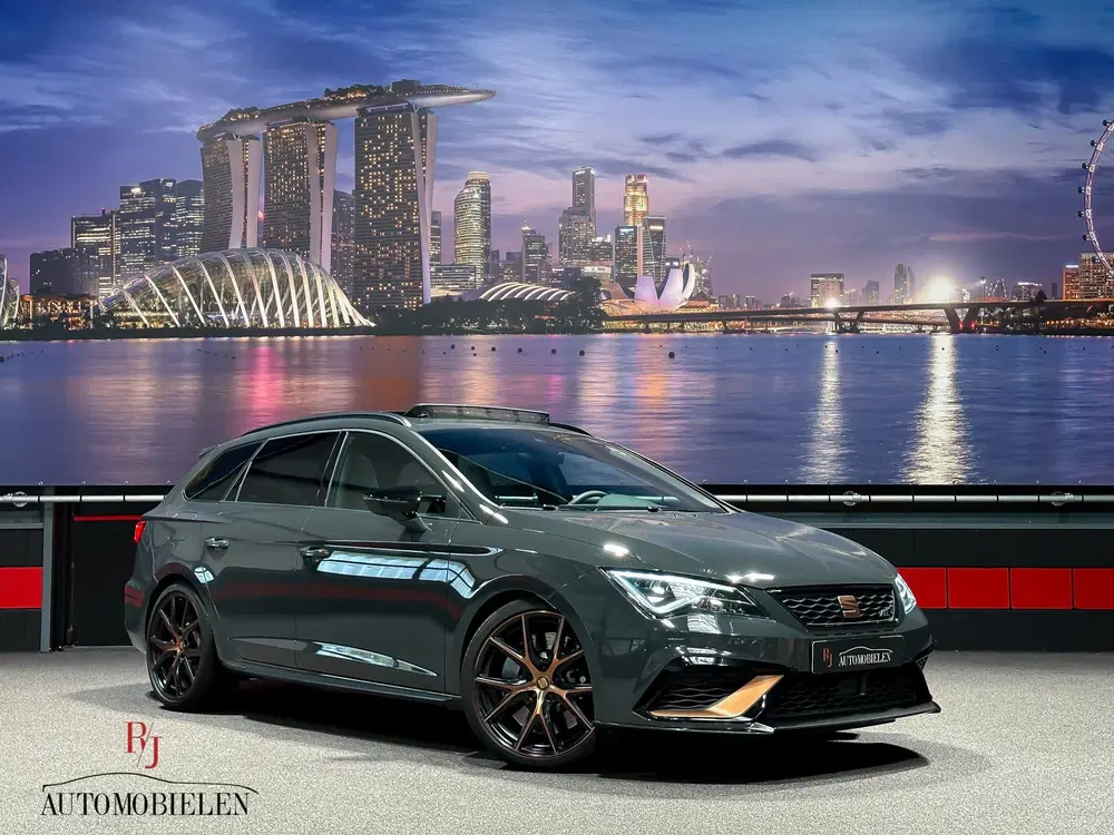 SEAT Leon 2.0 TSI CUPRA R 300 Carbon Brembo Limited uit 2019, foto 3
