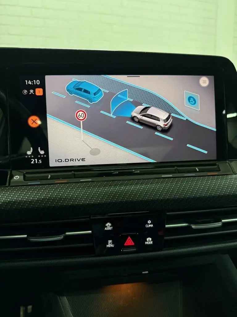 Volkswagen Golf 1.5 eTSI 2x R-Line! Pano, iQ Drive, Stuurvw uit 2022, foto 19