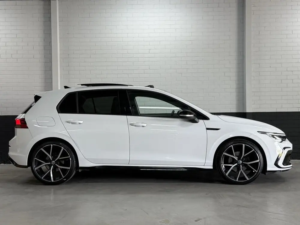 Volkswagen Golf 1.5 eTSI 2x R-Line! Pano, iQ Drive, Stuurvw uit 2022, foto 4