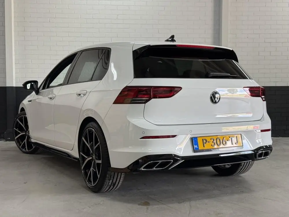 Volkswagen Golf 1.5 eTSI 2x R-Line! Pano, iQ Drive, Stuurvw uit 2022, foto 8