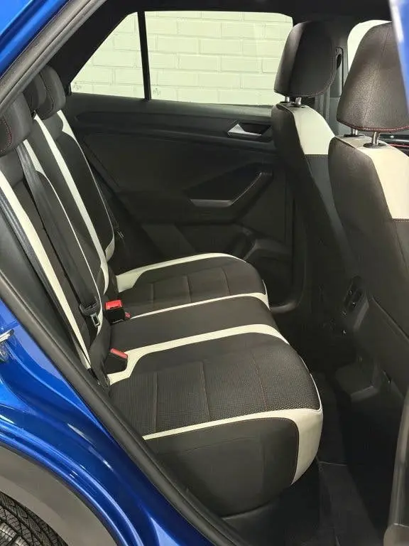 Volkswagen T-Roc 1.5 TSI Sport R-line Panoramadak / Virtual uit 2019, foto 12
