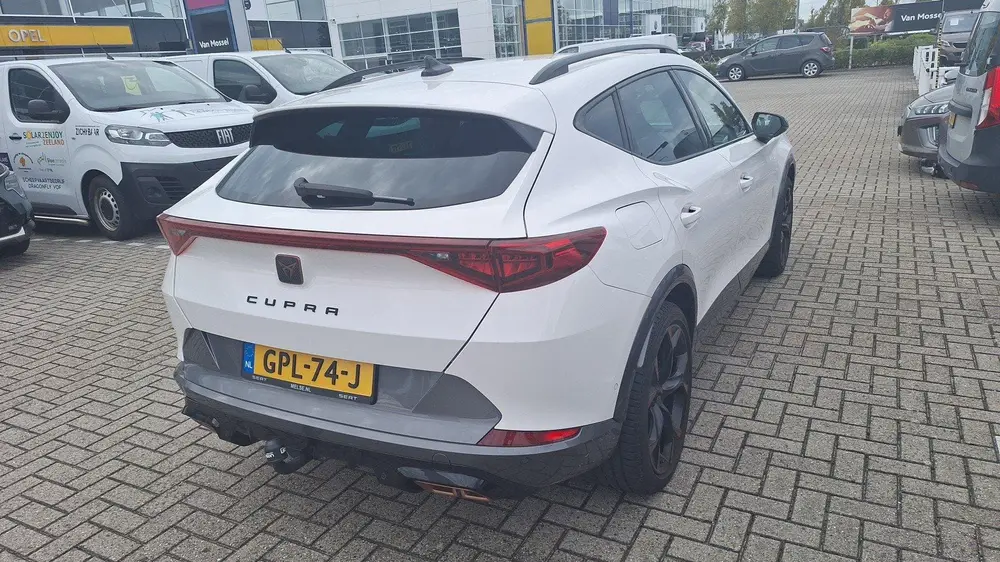 Cupra Formentor 1.4 e-Hybrid VZ Performance uit 2023, foto 3