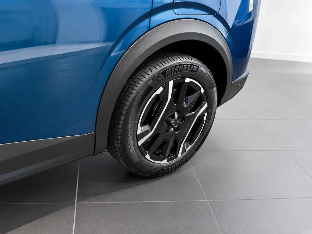 Peugeot 5008 1.6 Plug-in Hybrid 195 Allure 7p uit 2026, foto 8