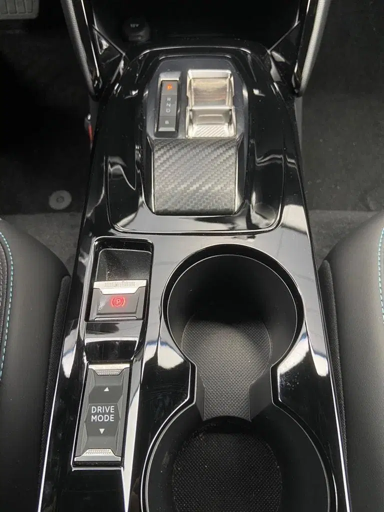 Peugeot 2008 EV Allure 50 kWh uit 2023, foto 20