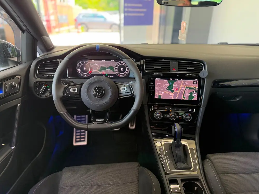 Volkswagen GOLF 2.0 TSI 4Motion R 310PK|PANO uit 2019, foto 12