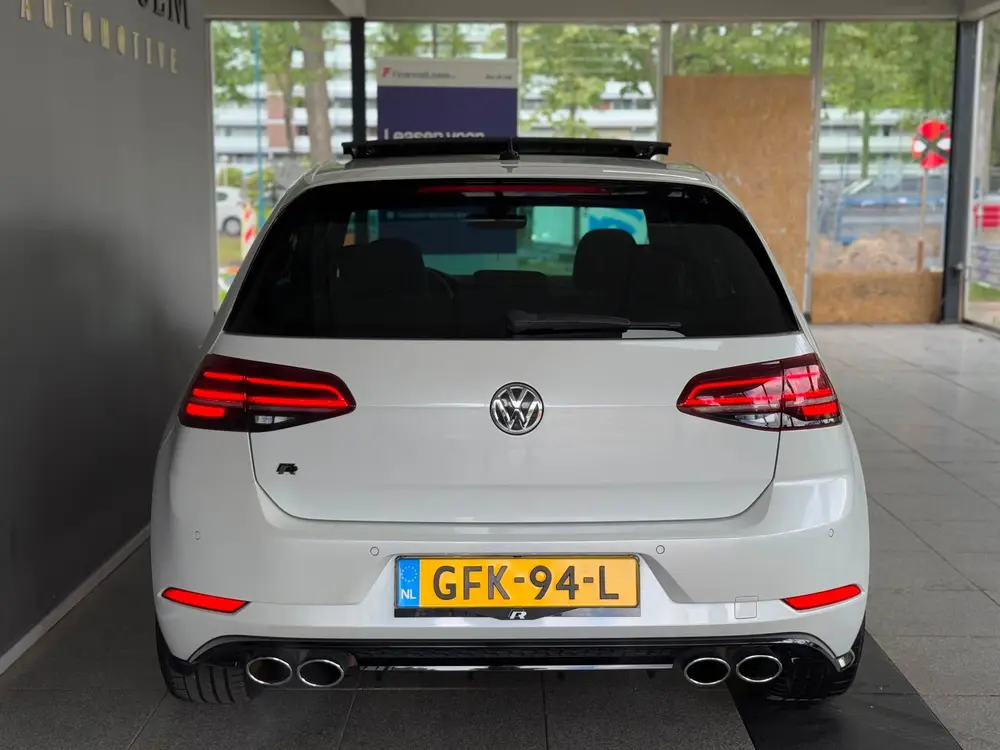 Volkswagen GOLF 2.0 TSI 4Motion R 310PK|PANO uit 2019, foto 8