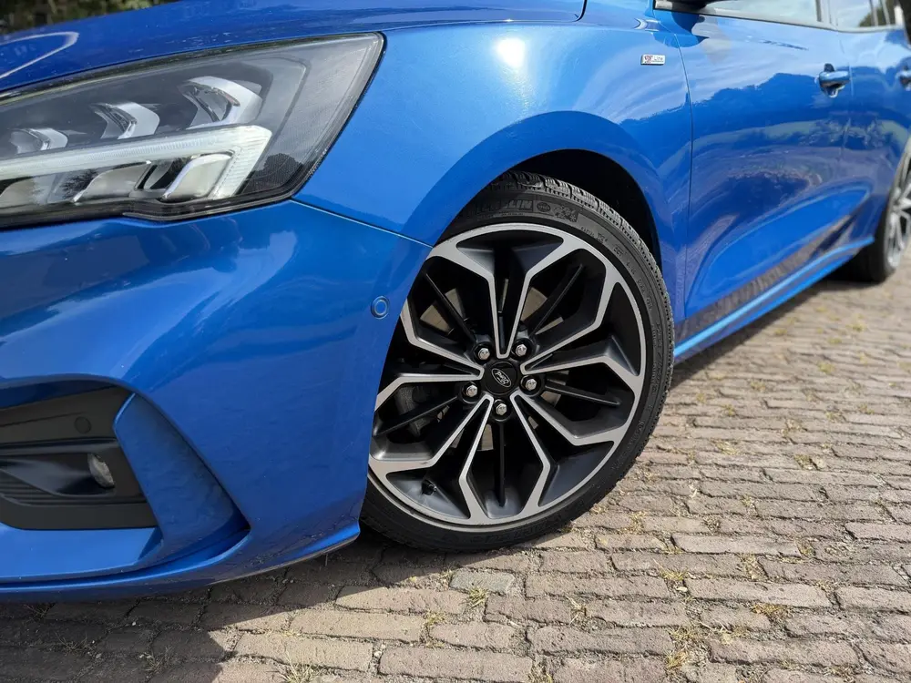 Ford Focus Wagon 1.5 EcoBoost ST Line Business | Automaat | uit 2019, foto 2