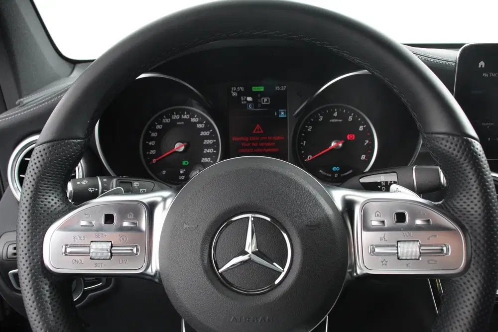 Mercedes-Benz GLC 300e 4-MATIC Business AMG Night Pac uit 2022, foto 20