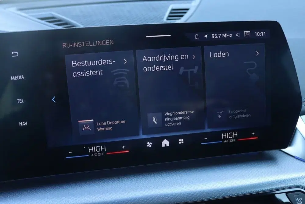 BMW iX1 eDrive20 M Sport l Adaptive LED l Navi l C uit 2024, foto 20