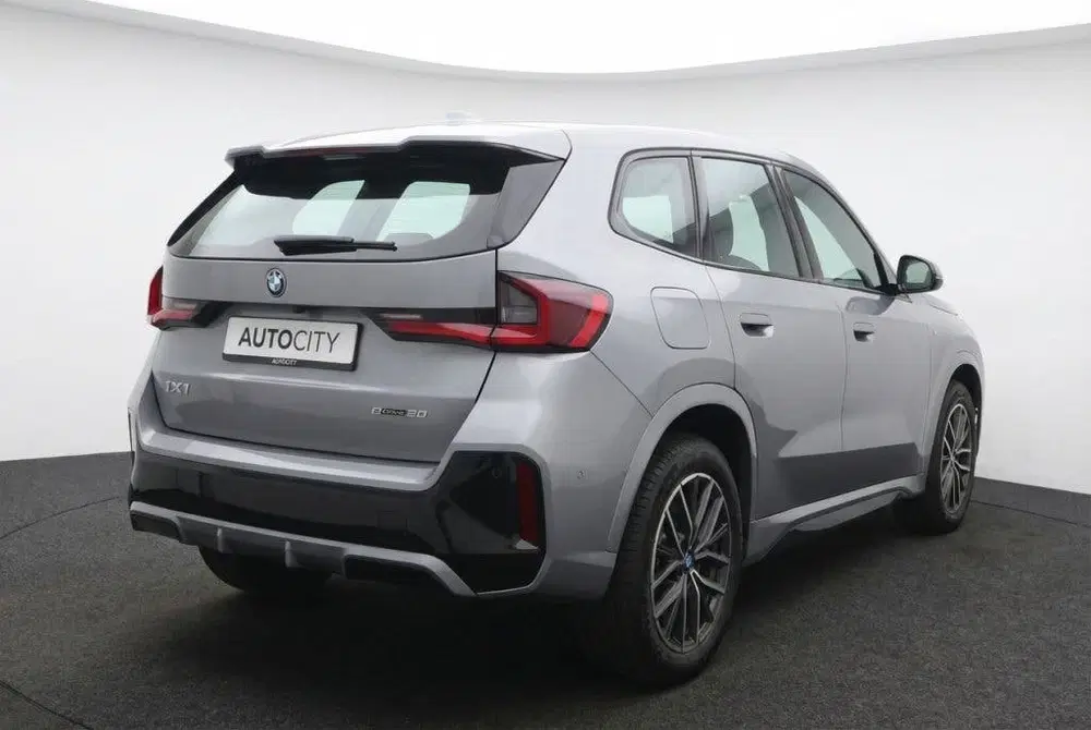 BMW iX1 eDrive20 M Sport l Adaptive LED l Navi l C uit 2024, foto 3