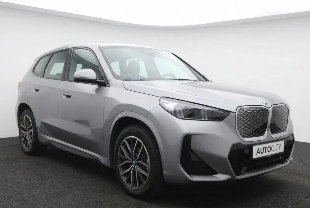 BMW iX1 eDrive20 M Sport l Adaptive LED l Navi l C uit 2024, foto 6