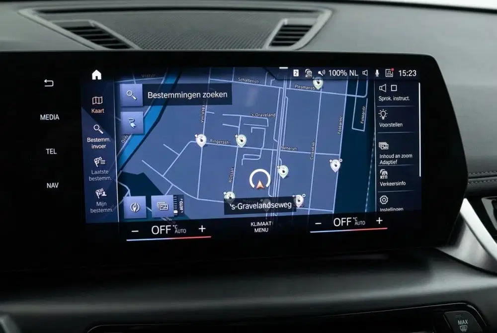 BMW iX1 xDrive30 M Sport Pro 313PK Pano l Leder l uit 2024, foto 17