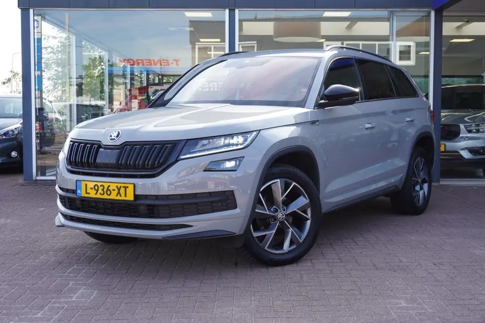 Skoda Kodiaq 1.5 TSI Sportline Business Automaat | DAB+ | Tr uit 2021