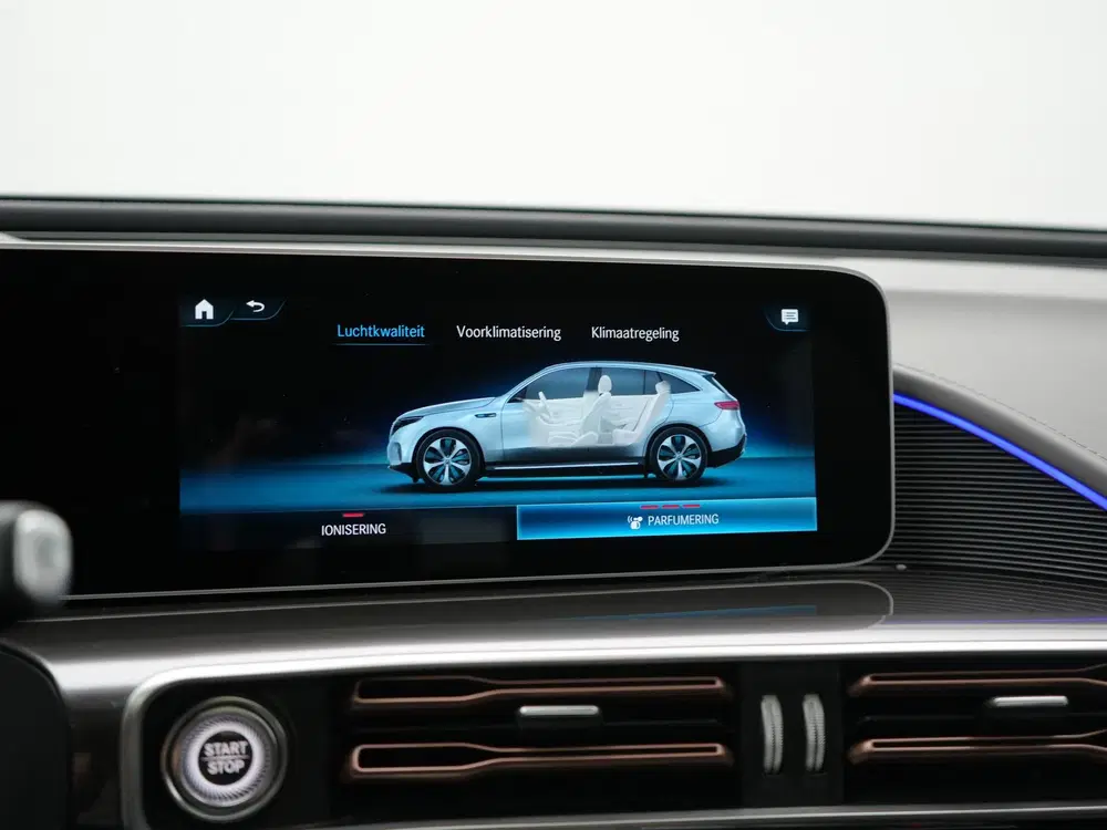 Mercedes-Benz EQC 400 4MATIC Business Solution AMG 80 kWh 40 uit 2020, foto 19