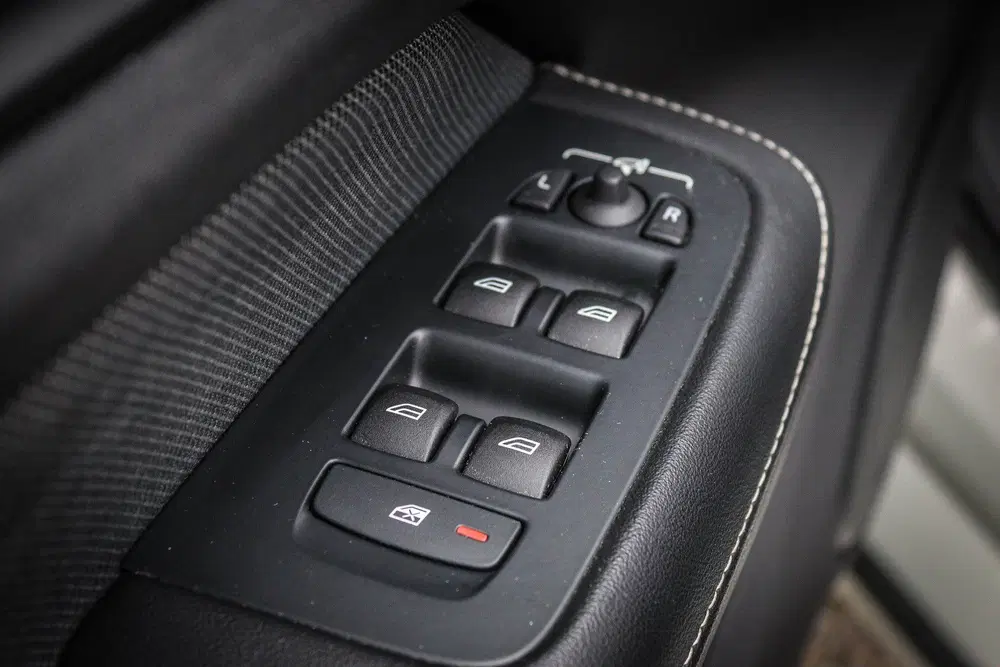 Volvo S60 2.0 B4 R-Design Navi uit 2021, foto 10