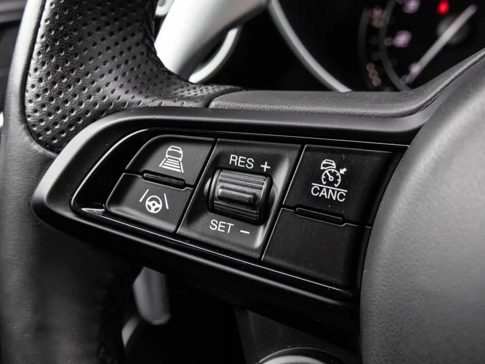 Alfa Romeo Giulia 2.0 T Veloce Stoel & stuurverwarming | Hig uit 2021, foto 10