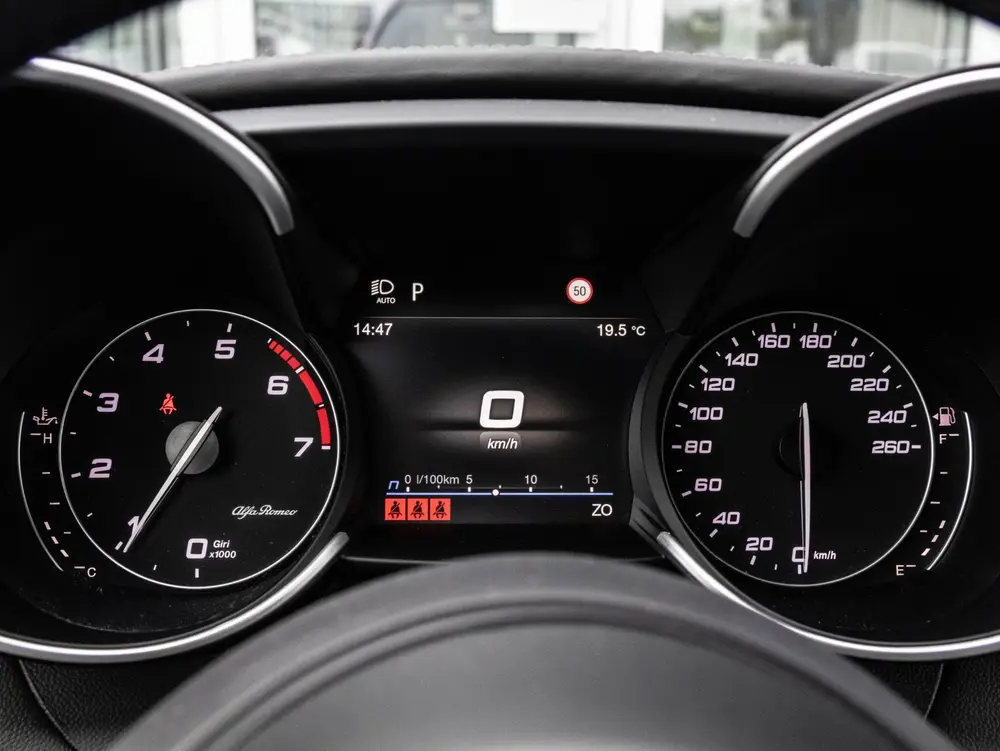 Alfa Romeo Giulia 2.0 T Veloce Stoel & stuurverwarming | Hig uit 2021, foto 19