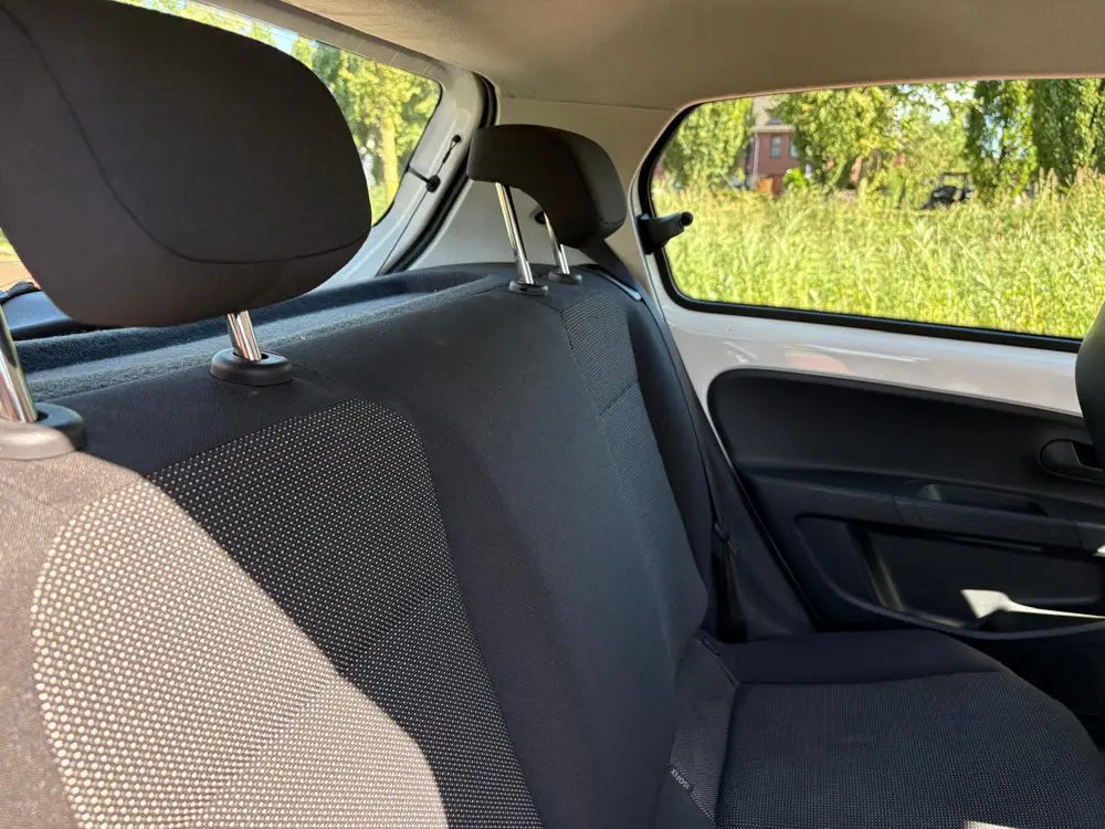 Volkswagen Up! Uniek!!!Volkswagen up! 1.0 60PK 4D BMT 2020 Wit uit 2020, foto 7