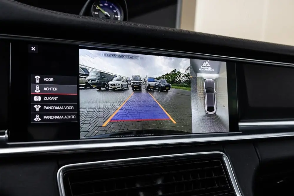 Porsche Panamera 2.9 4 E-Hybrid uit 2020, foto 16