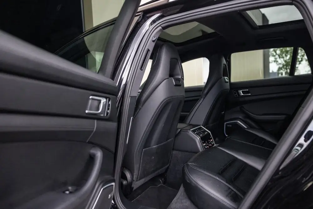Porsche Panamera 2.9 4 E-Hybrid uit 2020, foto 6