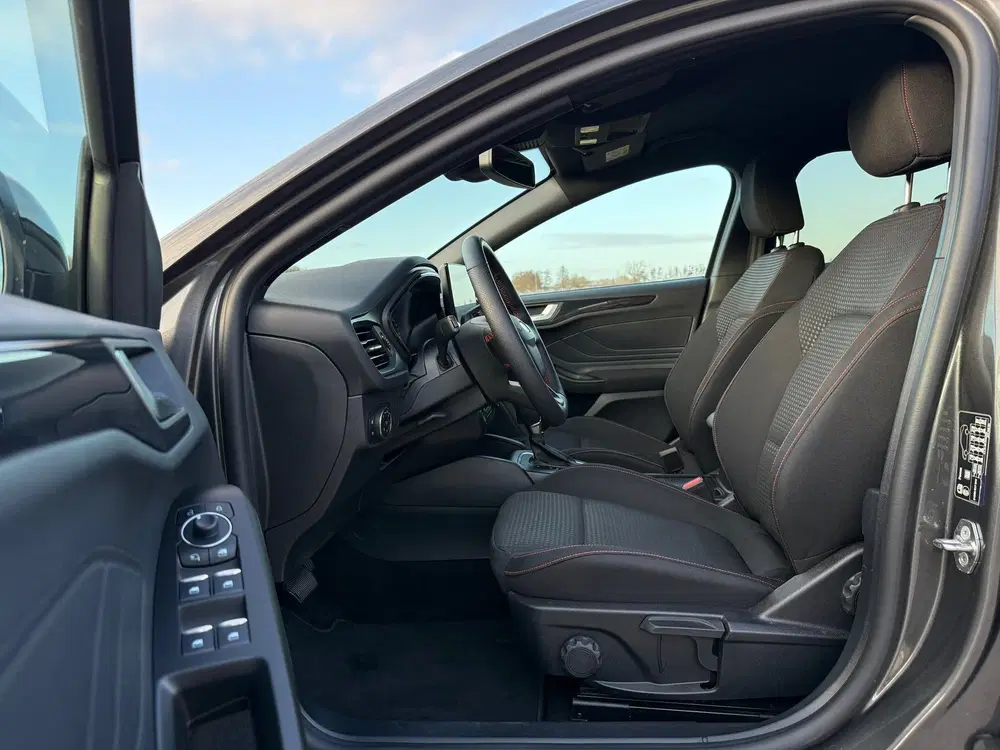 Ford Focus 1.0 EcoBoost 155 PK Hybrid ST Line Automaa uit 2025, foto 6