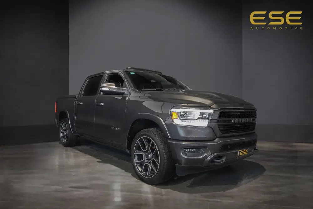 Dodge Ram 1500 5.7 V8 4x4 Crew Cab Laramie | Milltek uitlaat uit 2020, foto 4