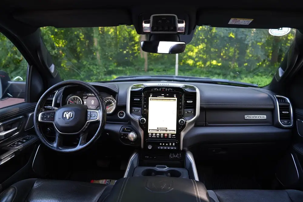 Dodge Ram 1500 5.7 V8 4x4 Crew Cab Laramie | Milltek uitlaat uit 2020, foto 6