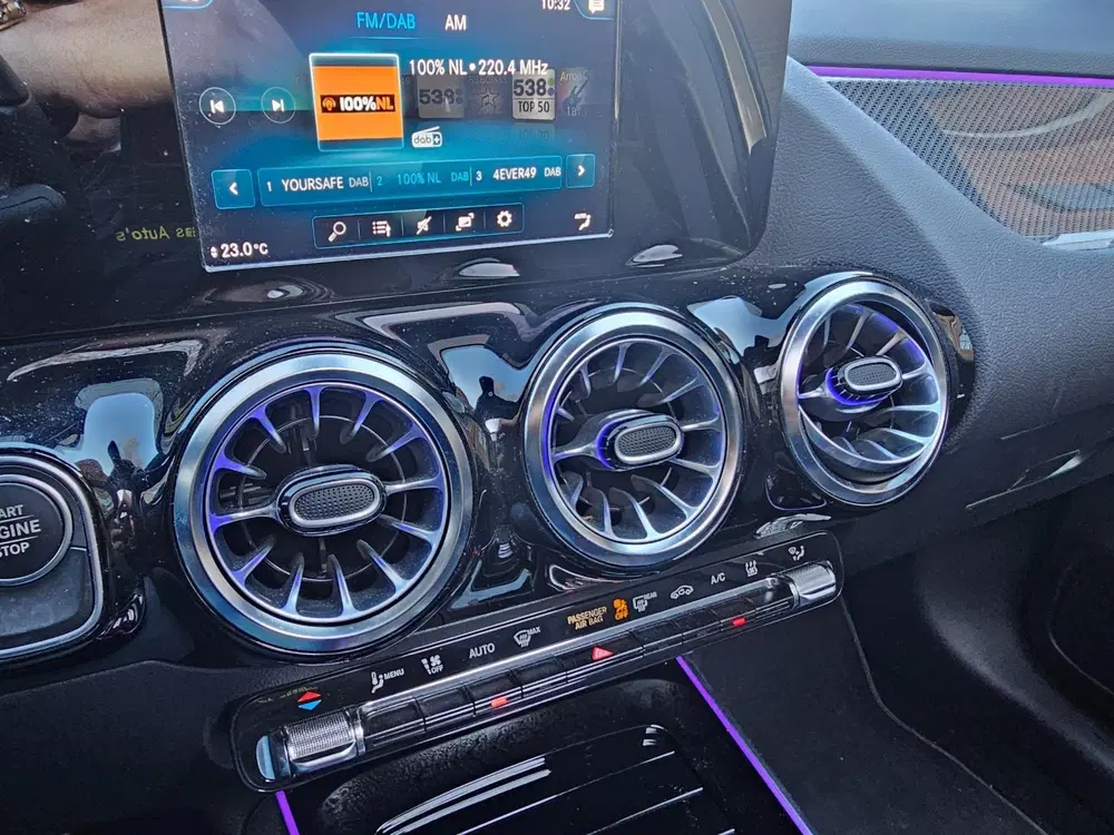 Mercedes-Benz GLA 250 e AMG Line AUTOMAAT uit 2022, foto 18