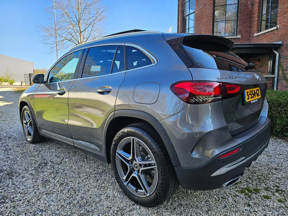 Mercedes-Benz GLA 250 e AMG Line AUTOMAAT uit 2022, foto 3