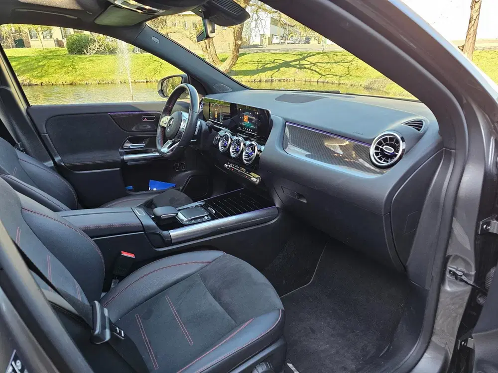Mercedes-Benz GLA 250 e AMG Line AUTOMAAT uit 2022, foto 6