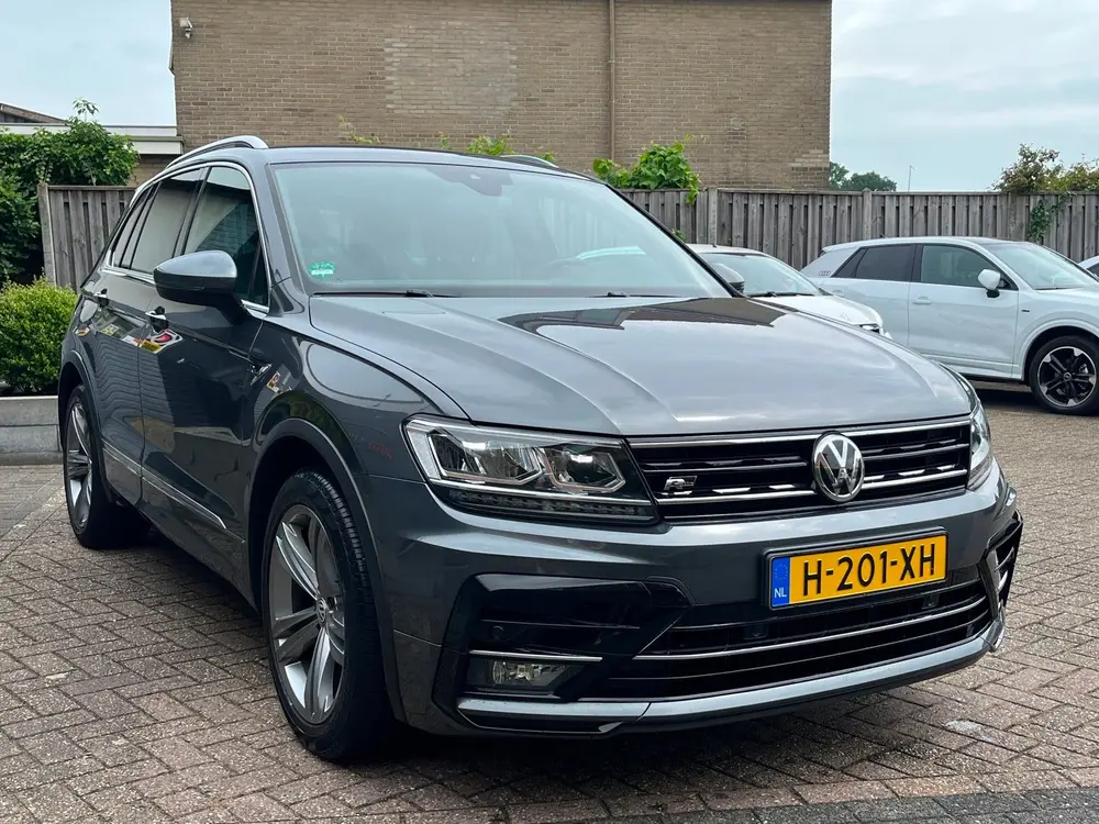 Volkswagen Tiguan 1.5 TSI 150PK AUT R-line trekh virtual NAP uit 2020, foto 8