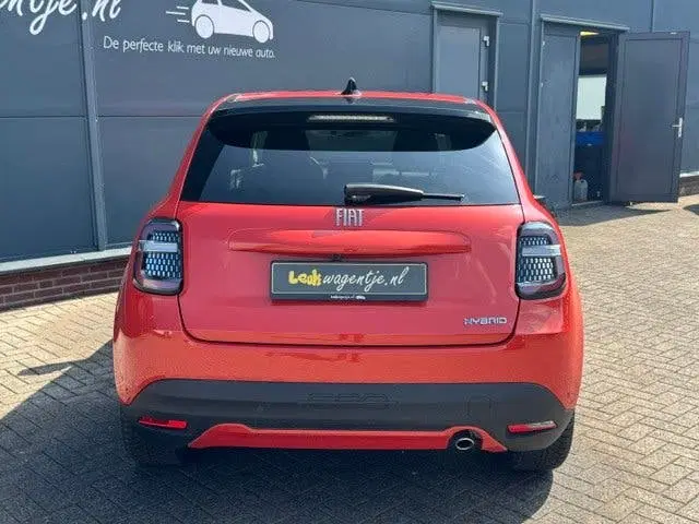 Fiat 600 1.2 Hybrid La Prima Aut. 100 PK *alle opti uit 2025, foto 5
