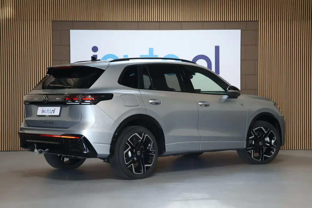 Volkswagen Tiguan 1.5 eHybrid 204pk R-Line Black Style Pano/ uit 2025, foto 3