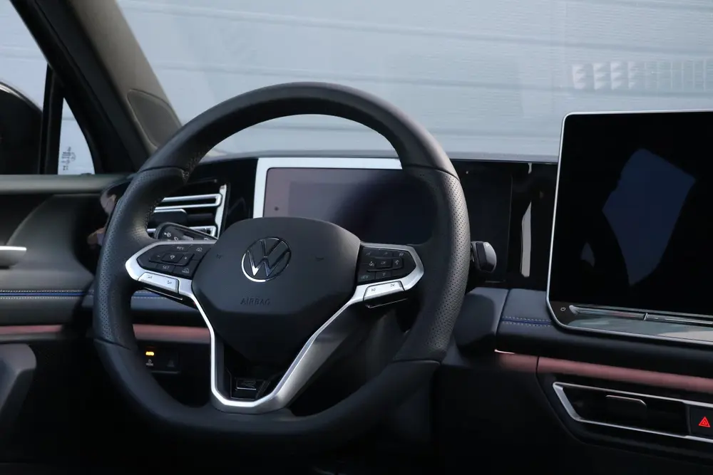 Volkswagen Tiguan 1.5 eHybrid 204pk R-Line Black Style Pano/ uit 2025, foto 5