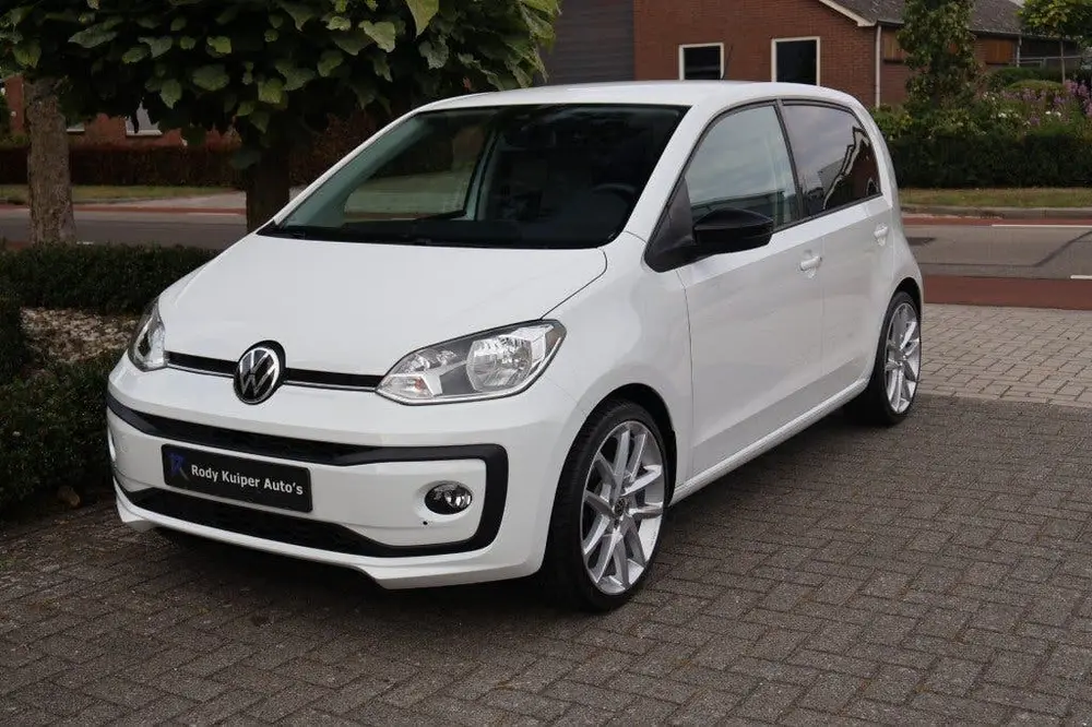 Volkswagen UP 1.0 (65pk) Airco/Lane assist/DAB/17 Inch/Stoel uit 2021, foto 16