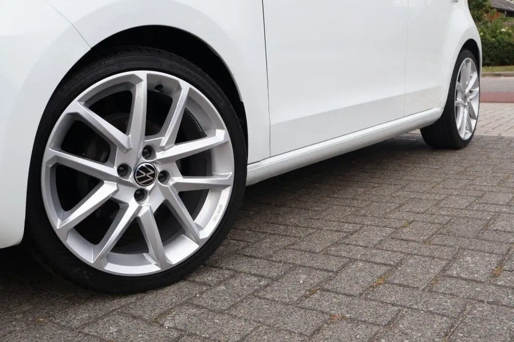Volkswagen UP 1.0 (65pk) Airco/Lane assist/DAB/17 Inch/Stoel uit 2021, foto 8
