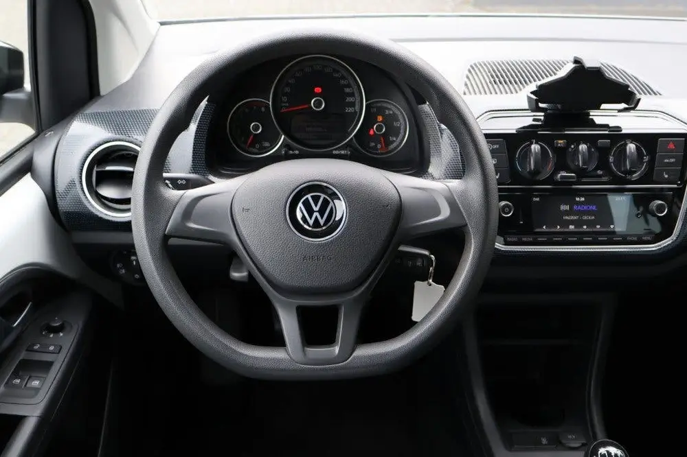 Volkswagen UP 1.0 (65pk) Airco/Lane assist/DAB/17 Inch/Stoel uit 2021, foto 9